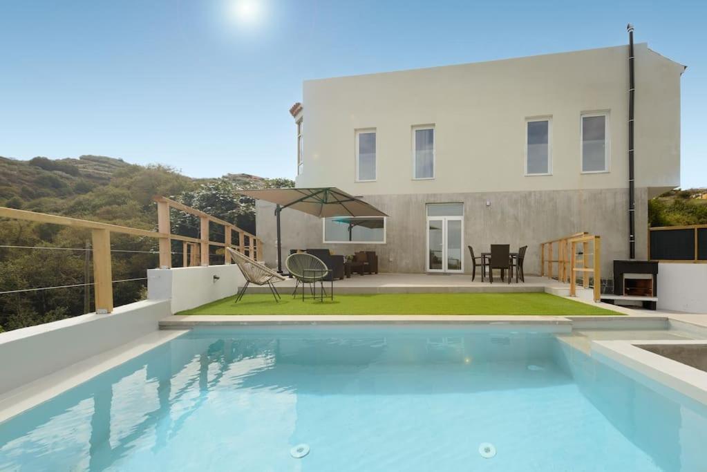 Villa Con Piscina Y Vista Al Mar Moya  المظهر الخارجي الصورة